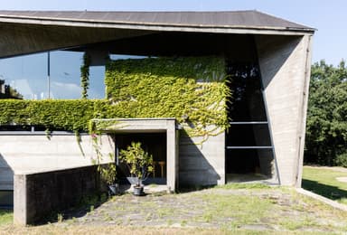 Westhausen Cemetery Mourning Hall