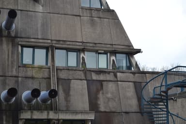 Central Animal Labs "Mouse Bunker", Freie Universität Berlin (Zentrale Tierlaboratorien "Mäusebunker")
