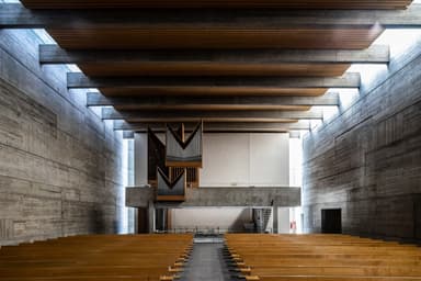 Mary Queen of Martyrs Church (Gedenkkirche Maria Regina Martyrum)