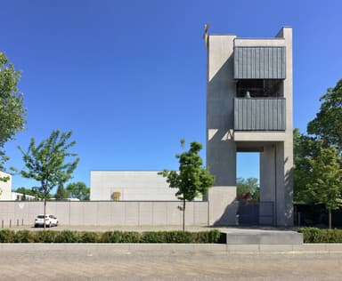Mary Queen of Martyrs Church (Gedenkkirche Maria Regina Martyrum)