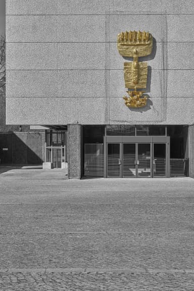 Mary Queen of Martyrs Church (Gedenkkirche Maria Regina Martyrum)