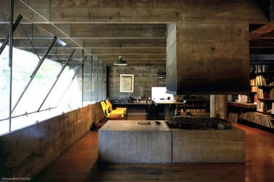 Butantã Houses / Casa Paulo Mendes Da Rocha