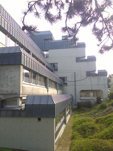 Realschule (Secondary School) (today: Max und Moritz Elementary School)