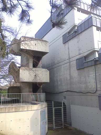 Realschule (Secondary School) (today: Max und Moritz Elementary School)