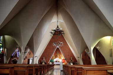 Church of Our Lady of the Miraculous Medal (Iglesia de la Medalla de la Virgen Milagrosa)