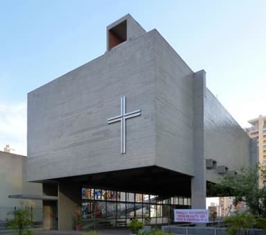 Church and Parish Center São Bonifácio (Igreja São Bonifácio)
