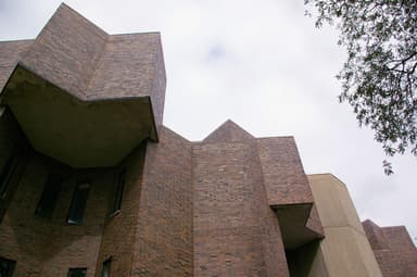 Behavioral Sciences Building, University of Illinois
