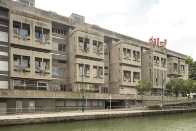 Centre Administratif (today: Centre National de Danse)