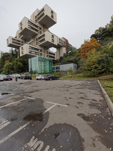 Ministry of Highway Construction (today: Bank of Georgia)
