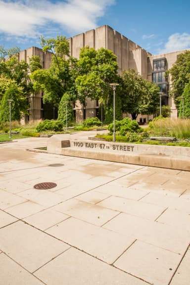 Joseph Regenstein Library, University of Chicago