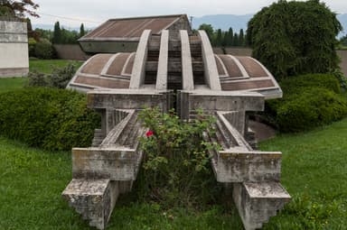 Brion Cemetery (Tomba Brion)