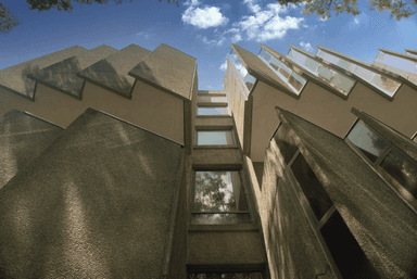Joseph Mark Lauinger Library, Georgetown University