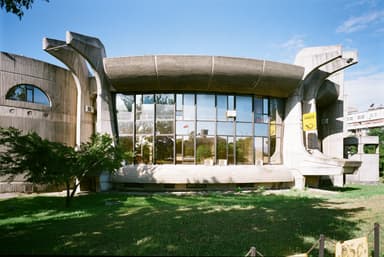 Post Office and Telecommunications Center