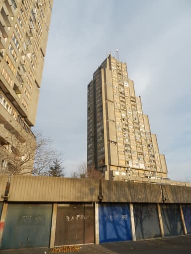 Eastern City Gates (Istočne Kapije)