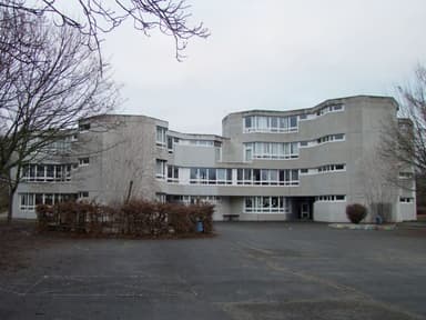Elementary School (Reineke-Fuchs-Grundschule)