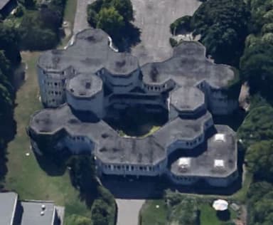 Elementary School (Reineke-Fuchs-Grundschule)