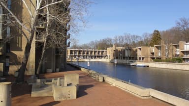 Lake Anne Village Center