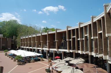 Lake Anne Village Center