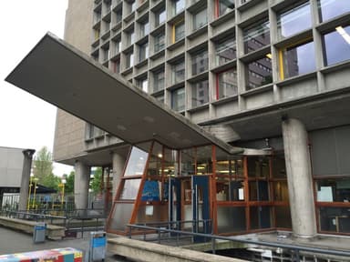 LTS Patrimonium (today: Cygnus Gymnasium)