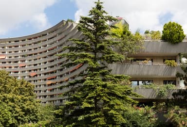 Sonnenring Residential Complex and Bürotel (today Leonardo Royal Hotel)