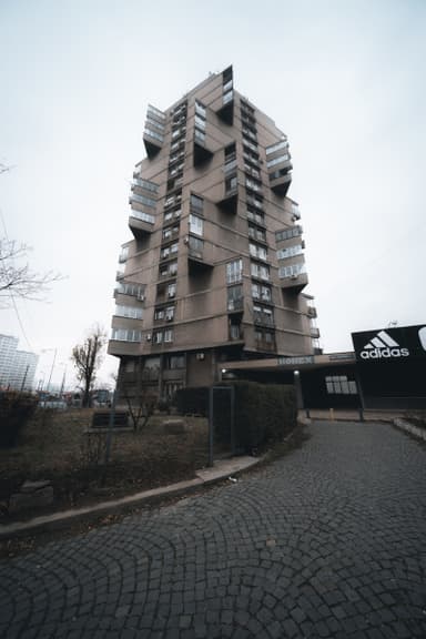 Residential Building “Toblerone”