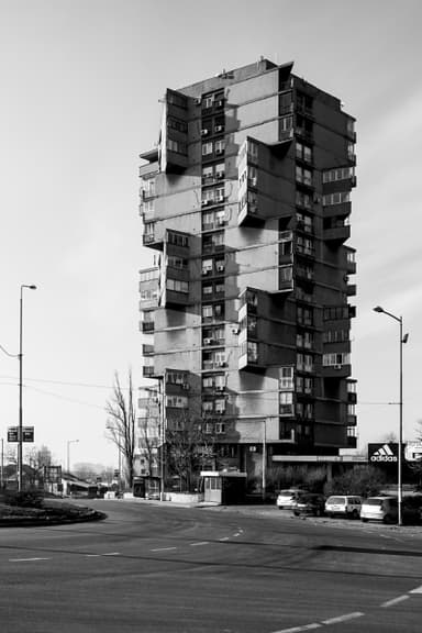 Residential Building “Toblerone”