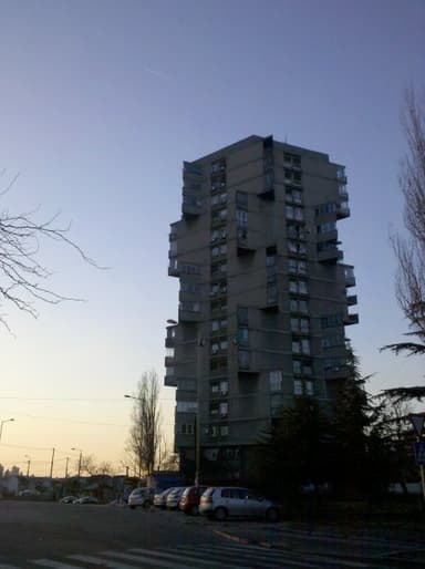 Residential Building “Toblerone”