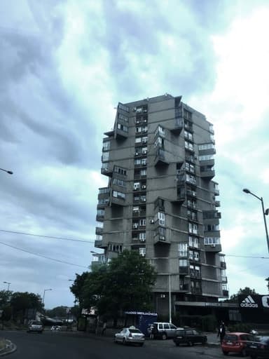Residential Building “Toblerone”