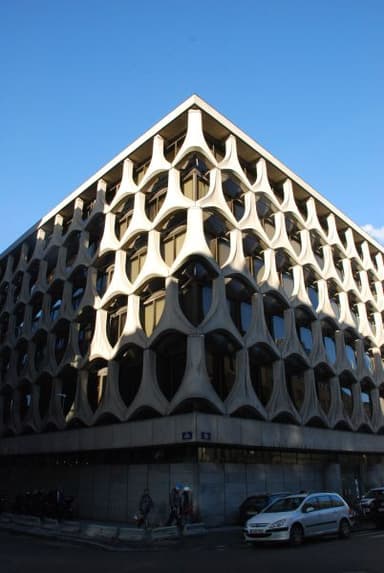 Credit communal (now BNP Paribas offices)