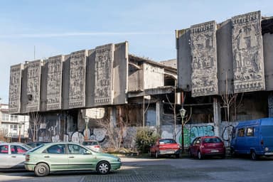 Shopping Mall "Razvitak"
