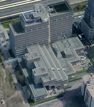 Office Building "Leeuwenburg"