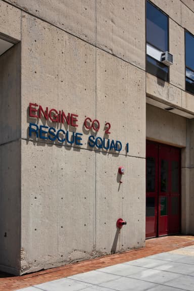 DCFD Engine 2 Rescue 1