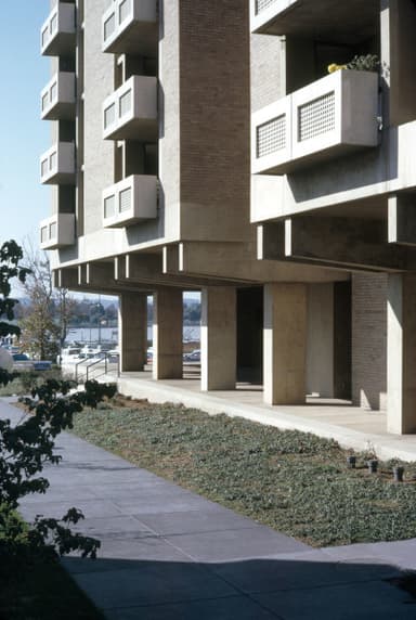 Tiber Island Cooperative Homes / Carrollsburg Square Condominium