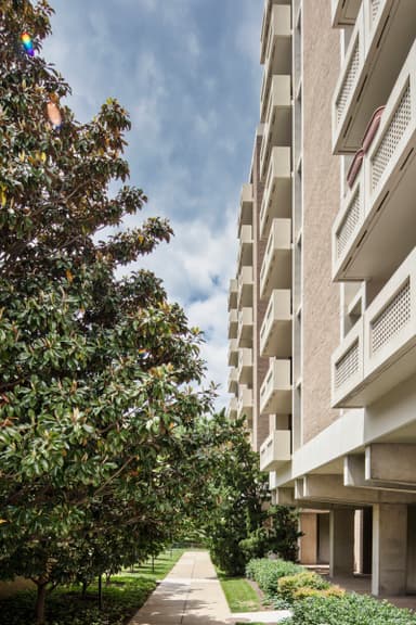 Tiber Island Cooperative Homes / Carrollsburg Square Condominium