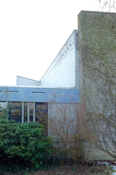 Community Center Ellener Brok (Gemeindezentrum Ellener Brok)