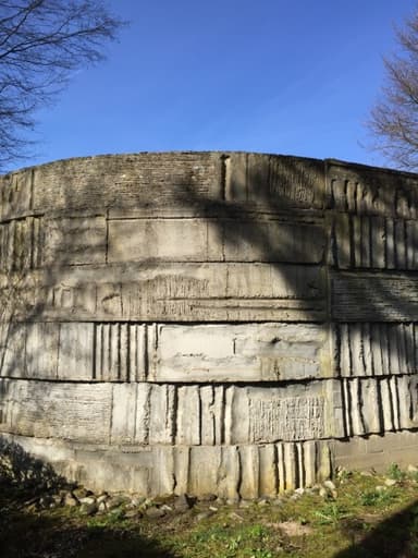 Mourninghall, Kelkheim Cemetery