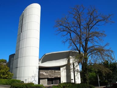 Church and Community Centre "Zum heiligen Bruder Klaus von der Flüe"