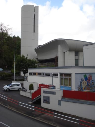 Church and Community Centre "Zum heiligen Bruder Klaus von der Flüe"