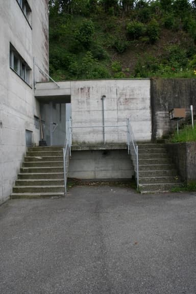 Apartment Building (Pfäffikonstrasse 40)