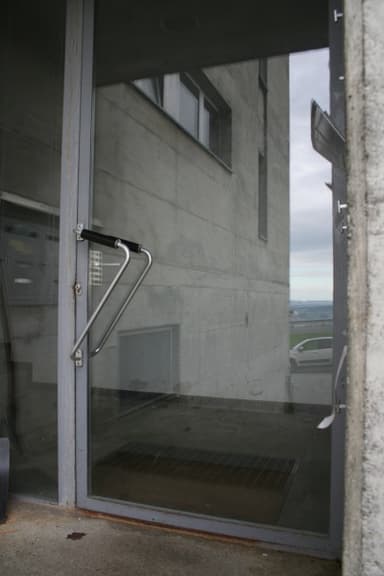 Apartment Building (Pfäffikonstrasse 40)