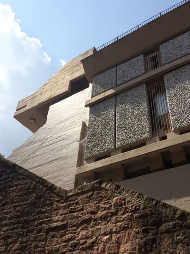 Kornmarkt Parking Garage