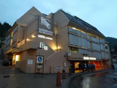 Kornmarkt Parking Garage