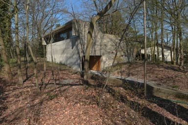 Van Wassenhove House