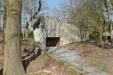 Van Wassenhove House