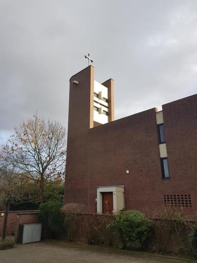 Holy Cross Church (Heilig-Kreuz-Kirche)