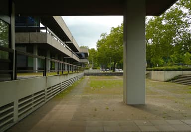 Post Office (Postscheckamt)