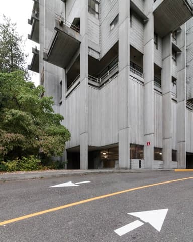 McMahon Hall, University of Washington