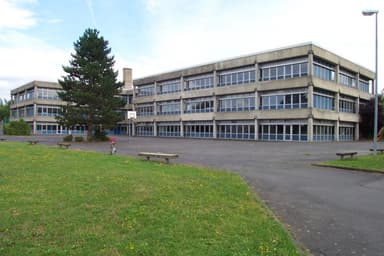 Wilhelm-Leuschner School