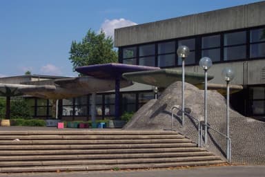 Schulzentrum Holtwicker Straße (today: Städtisches Gymnasium Nepomucenum)