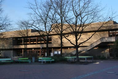 Lecture Hall and Library, Justus von Liebig Universität Gießen